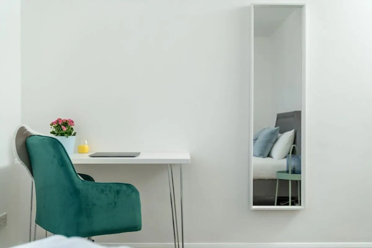 City Of London - Lovely Two Bedroom Apartment