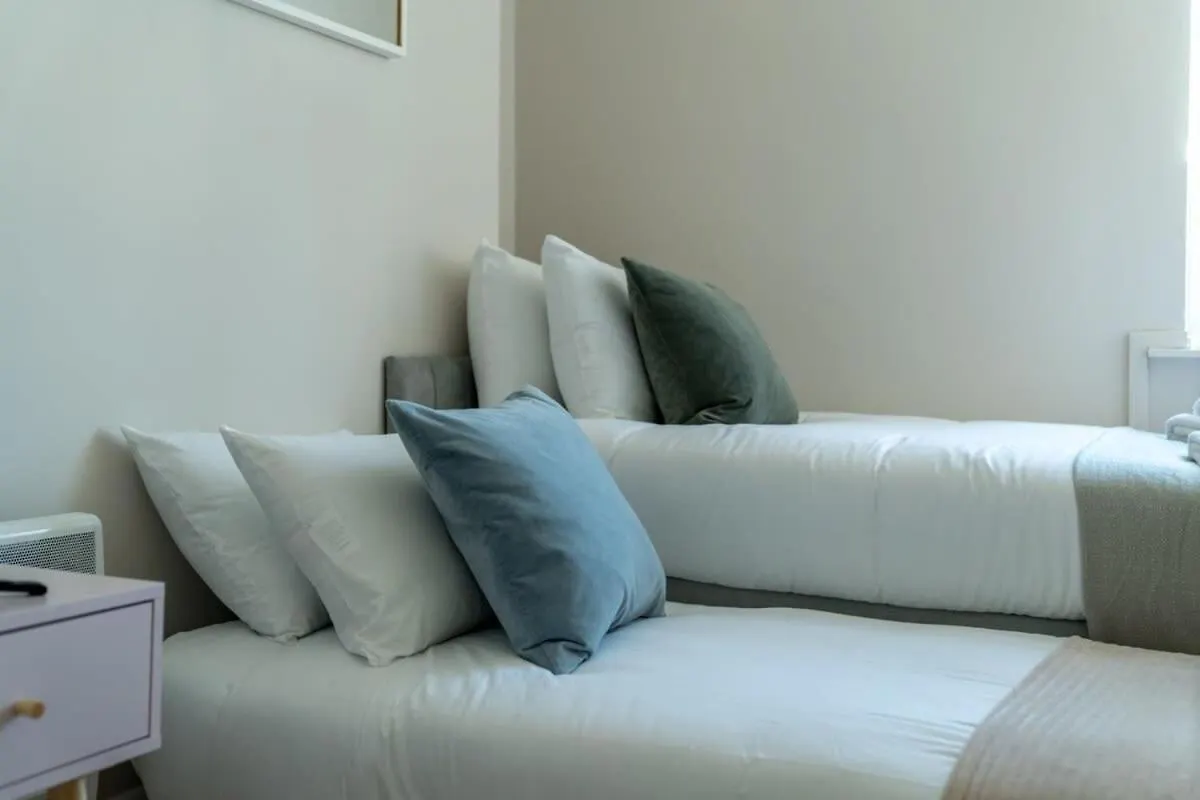 City Of London - Lovely Two Bedroom Apartment